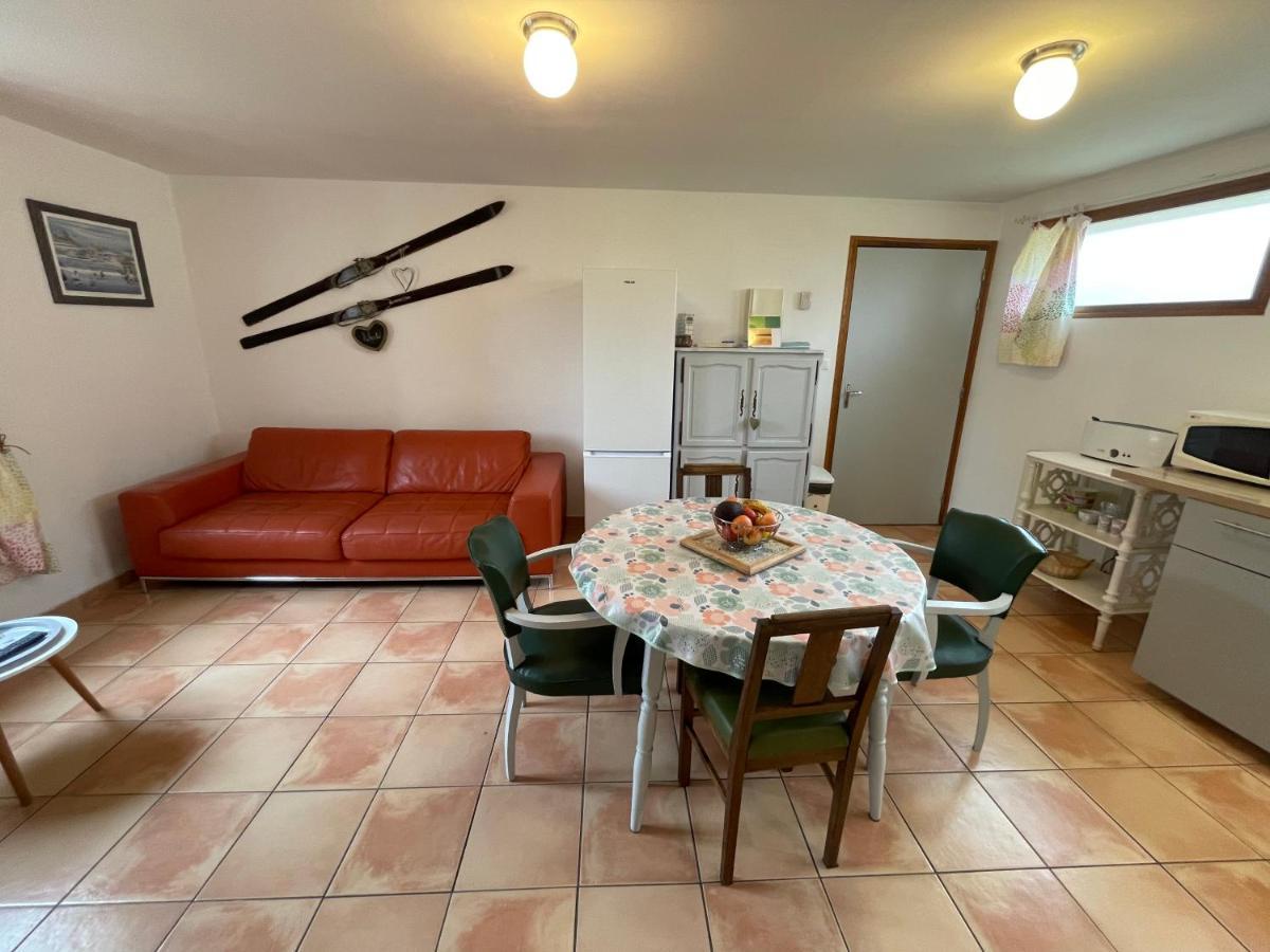 Apartament Le Quebec Arrigny Zewnętrze zdjęcie